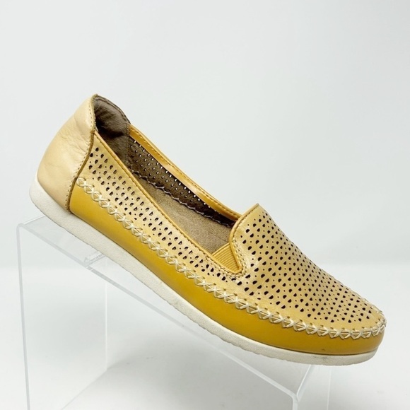 Earth Origins Lark Lizzy Amber Yellow Leather Perforated Loafers Size 9 - Picture 1 of 12